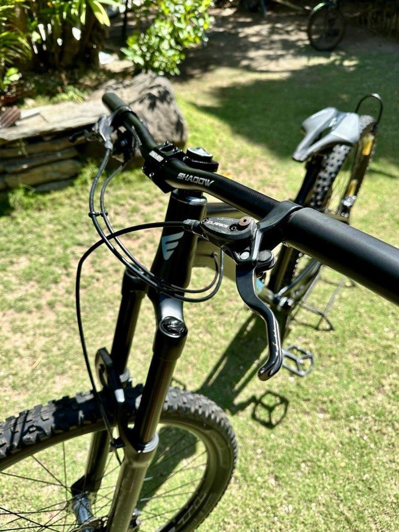 Kens All Mountain/Enduro Frame Medium (Boost, 27.5, Thru-Axle) (Category: Bicycles) located in Paranaque City. Submitted by imeldarc (Listing ID 1355160603, Image 2). Description: Kens All Mountain/Enduro Frame Medium (Boost, 27.5, Thru-Axle) Price: P35,000.00 Neg. RFS: No longer being used. - Bike only trailed twice - used for less than 30km Condition: Like New Other details: Cockpit - Truvativ Downhill Stem (40mm) - Shadow handlebar (71 cm span