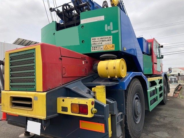 Kobelco 50tons rough terrain crane (Category: Construction & Building Materials) located in Makati City. Submitted by ztak13 (Listing ID 1355194050, Image 3). Description: kobelco 50tons rough terrain crane Japan Surplus Contact no. 09175699818.