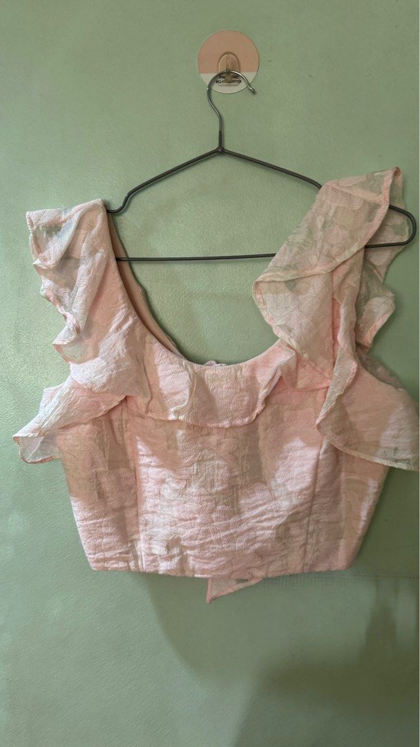 Love Bonito Ruffle Crop Top Pink (Category: Blouses) located in Quezon City. Submitted by jooys (Listing ID 1355280909, Image 1). Description: .
