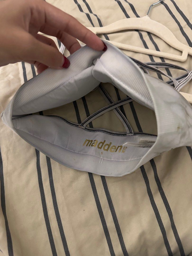 Madden NYC Sports Bra (Category: Activewear) located in Cagayan de Oro. Submitted by from_kyla (Listing ID 1355196527, Image 2). Description: • tie dye green & white • with pads • xs-s • front criss cross straps.