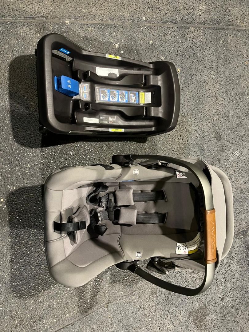 Nuna PIPA Aire with base (Category: Car Seats) located in Makati City. Submitted by sunnydeleon (Listing ID 1355206841, Image 3). Description: .