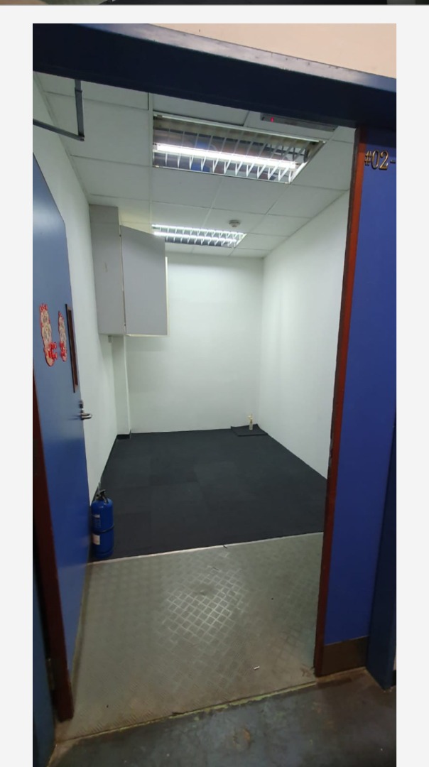 (Category: ) located in . Submitted by sgmotor (Listing ID 1355204893, Image 1). Description: .
