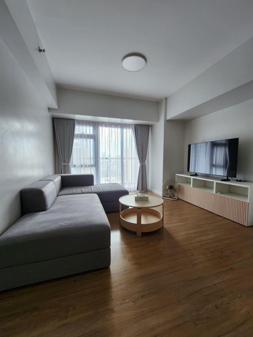 Park Triangle Residences For Rent (Category: Apartments & Condos) located in Manila. Submitted by whatyouwantiswhatwehave. (Listing ID 1355103278, Image 2). Description: Park Triangle Residences For Rent / Lease ✅ 2 Bedrooms ✅ Fully Furnished ✅ 87Sqm ✅ 29Th Floor ✅ Facing Foot Ball Field ✅ 1 Car Park ✅ With Maids Room ✅ With Balcony 📍100.000 Including Dues We Have Also 1 Bedroom , 2 Bedroom's & 3 Bedrooms. Park Triangle For Rent And For Sale. An