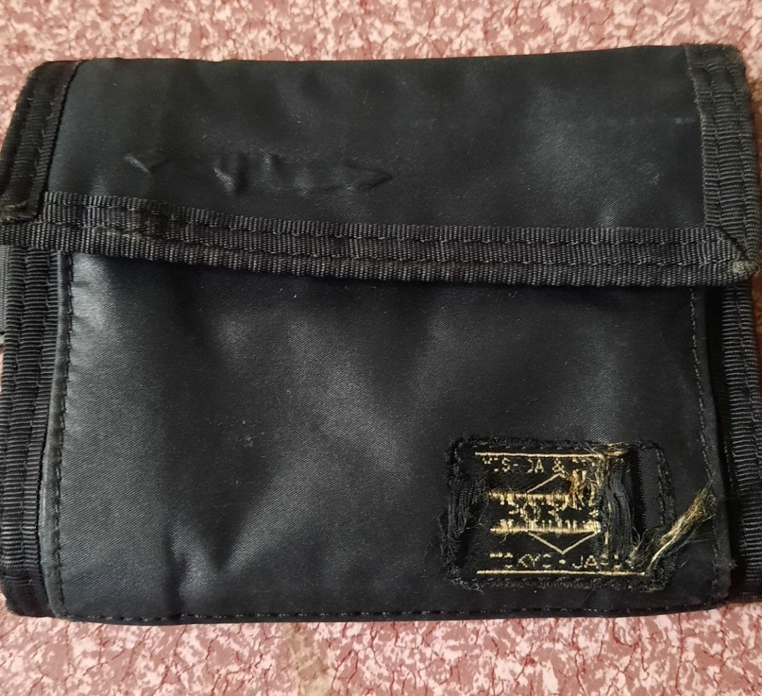 PORTER WALLET (Category: Wallets & Card holders) located in Manila. Submitted by smicolen (Listing ID 1355110541, Image 1). Description: PORTER WALLET ISSUE: SIGN OF USAGE.