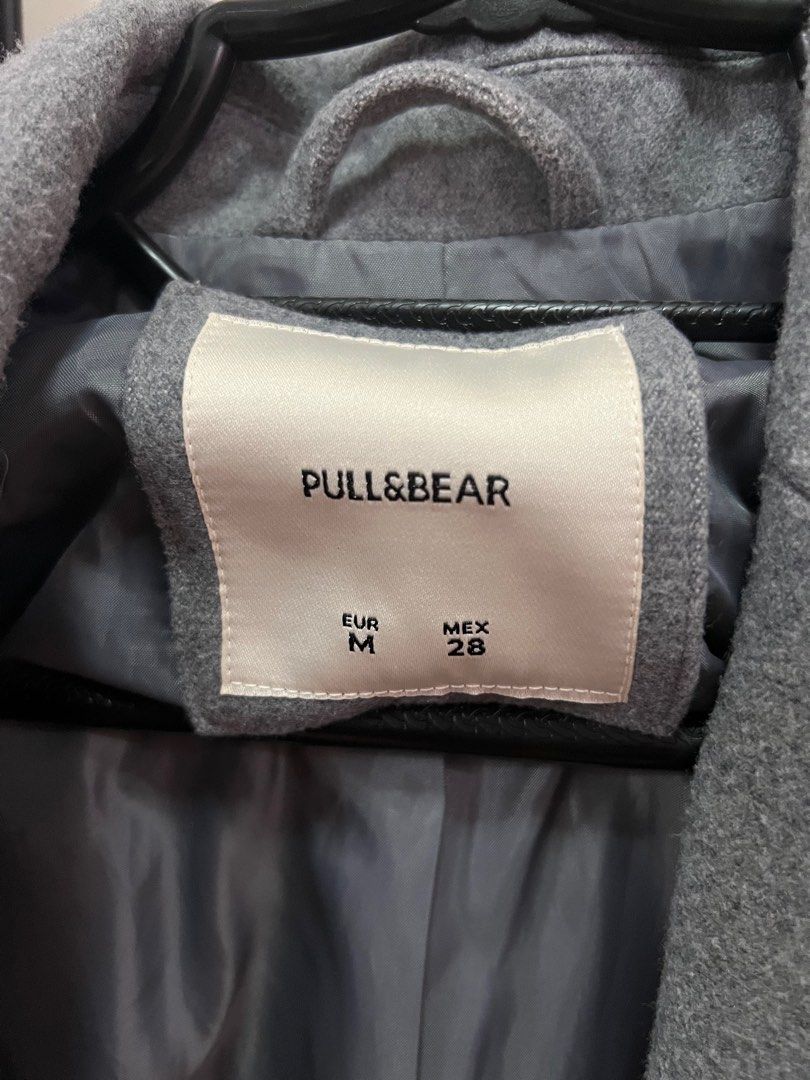 Pull & Bear Coat (Category: Coats, Jackets and Outerwear) located in Angeles City. Submitted by making__space (Listing ID 1355215712, Image 2). Description: - Used twice only.