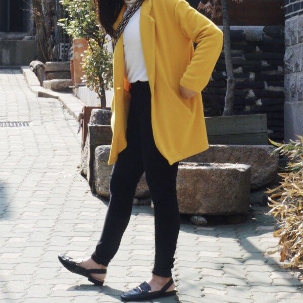 Pull & Bear Light Coat (Category: Coats, Jackets and Outerwear) located in Angeles City. Submitted by making__space (Listing ID 1355214154, Image 3). Description: - Used twice only - Perfect for spring or as an oversized cardigan.