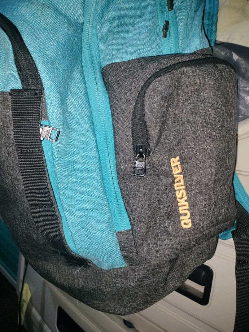 Quiksilver Travel Backpack (Category: Backpacks) located in Marikina City. Submitted by dboyy (Listing ID 1355240370, Image 2). Description: Quicksilver Backpack with minor discoloration All zippers and straps are in good condition 2 separated sections, Can fit up to 16 inch laptop.