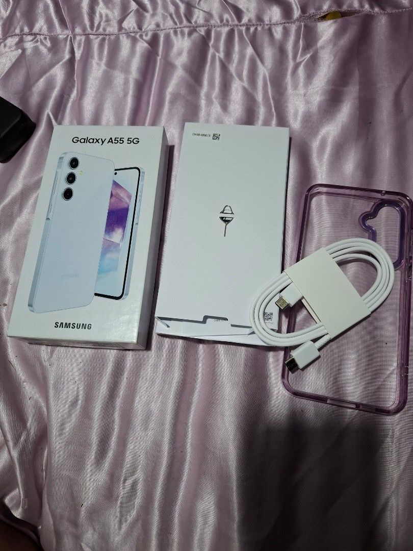 Samsung a55 5g 8/256 (Category: Samsung) located in Caloocan City. Submitted by chimauwu (Listing ID 1355256021, Image 3). Description: For Sale Samsung A55 5g 256gb 2 weeks old only Complete box and charger with case no issue po 14k south caloocan.