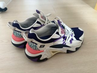 (Category: ) located in . Submitted by shouweii (Listing ID 1355139191, Image 1). Description: .