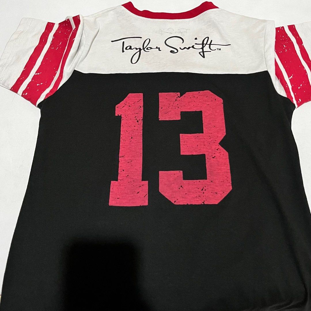 Taylor Swift Red T-Shirt (Category: Shirts) located in Quezon City. Submitted by annmalabanan (Listing ID 1331817730, Image 3). Description: Official Red Tour Merchandise Medium US Women Size Width - 16in Length- 24.5in Never been worn Location: Palmera Homes, Novaliches QC.