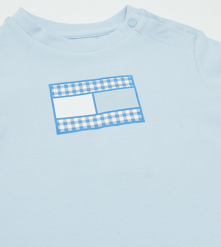 Tommy Hilfiger Tee for Baby (Category: Babies & Kids Fashion) located in Antipolo. Submitted by 3js_collection (Listing ID 1355201941, Image 3). Description: Tagged 3-6 mos Very good Condition used once.