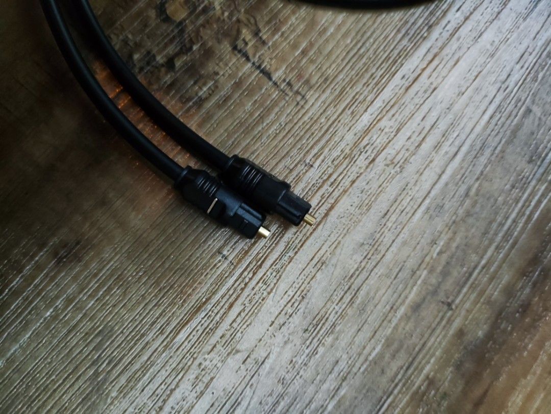 Toslink Optical Audio Cable489294174713303040