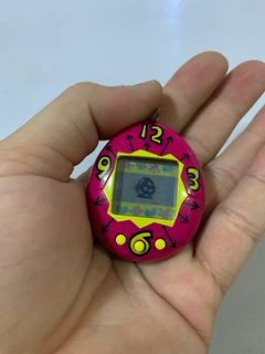 Vintage tamagotchi
