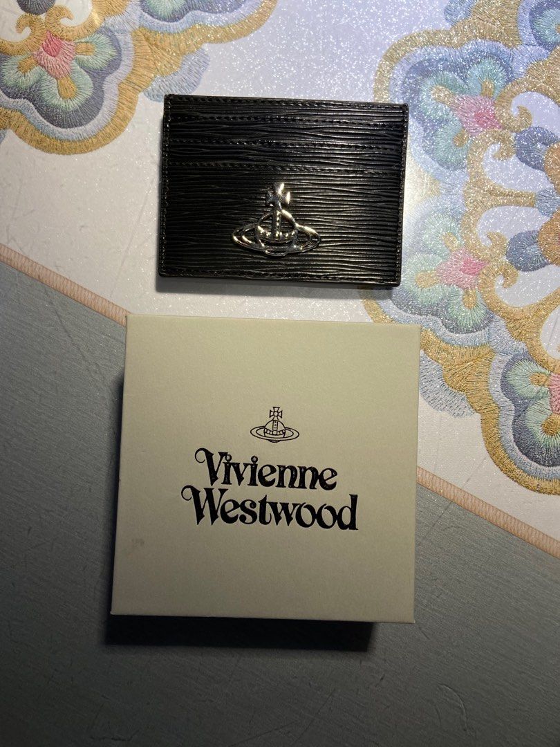 Vivienne Westwood Card holder (Category: Luxury Bags & Wallets) located in Makati City. Submitted by ullox (Listing ID 1355191077, Image 1). Description: From pat market in harajuku With box 5 card slots LasPiñas loc.