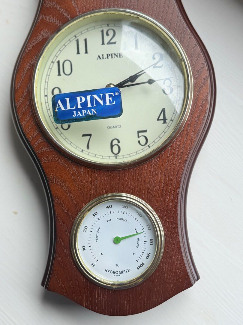 Wall Clock (Category: Clocks) located in Singapore. Submitted by ashrufathi (Listing ID 1355153259, Image 1). Description: Wall Clock Wooden Case Never used , There is slight color dimming on the dial, possibly due to being stored unused. Battery not included .