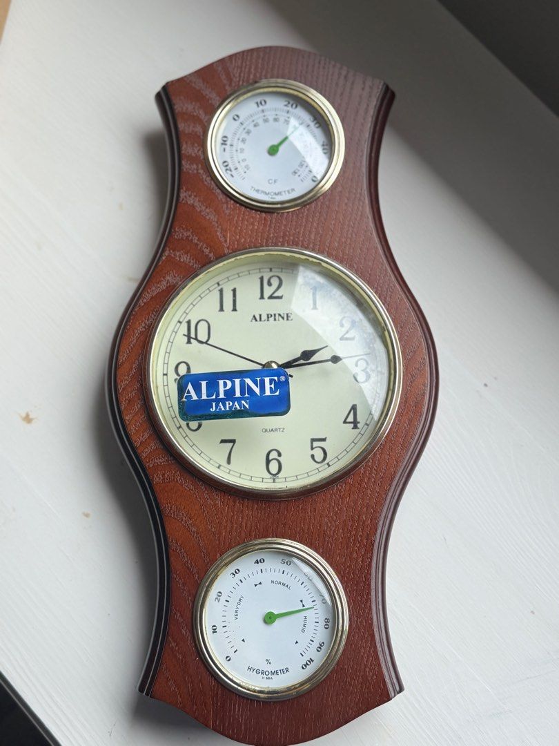 Wall Clock (Category: Clocks) located in Singapore. Submitted by ashrufathi (Listing ID 1355153259, Image 2). Description: Wall Clock Wooden Case Never used , There is slight color dimming on the dial, possibly due to being stored unused. Battery not included .
