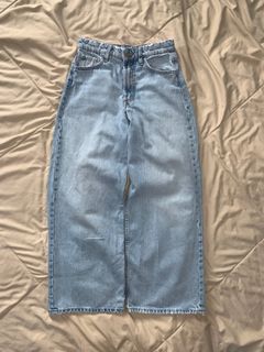 (Category: ) located in . Submitted by deelightfulstore (Listing ID 1355259146, Image 1). Description: .