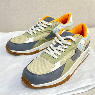 （分類：）位於 。 由 vandango 提交（商品編號 1355233949，圖片 1）。簡介： 。