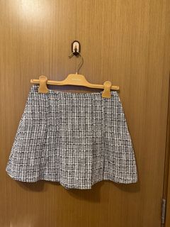 （分類：）位於 。 由 caramel_latte12 提交（商品編號 1355199321，圖片 1）。簡介： 。