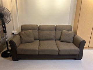 (Category: ) located in . Submitted by easylah (Listing ID 1355440115, Image 1). Description: .