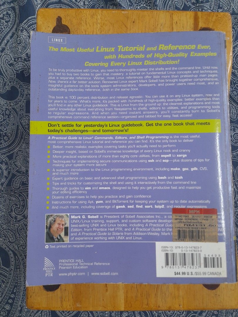 A Practical Guide to Linux (Category: Textbooks) located in Subang Jaya. Submitted by ardie83 (Listing ID 1355464183, Image 2). Description: - show off to your friends your amazing skills in Linux by keeping this book at hand. - over 800 pages of Linux material - original price at RM 130 - selling at RM 70 - reasons for selling: I haven't read the book for many years. - price is very negotiable..