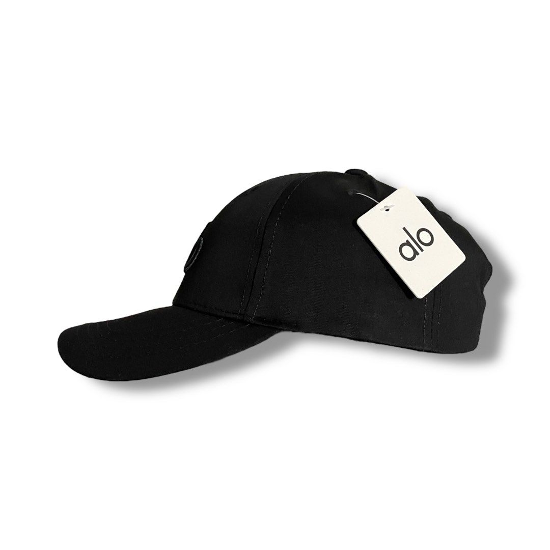 Alo Yoga Performance Cap (Category: Hats & Beanies) located in Marikina City. Submitted by 1800shelves (Listing ID 1355371266, Image 2). Description: Alo Yoga Performance Cap Color: Black / Black Brand new One size fits all, adjustable 🏷️ P 1,499 PM for more details. Tags: Alo, Alo Yoga, alo cap, alo dadhat, dadhat.