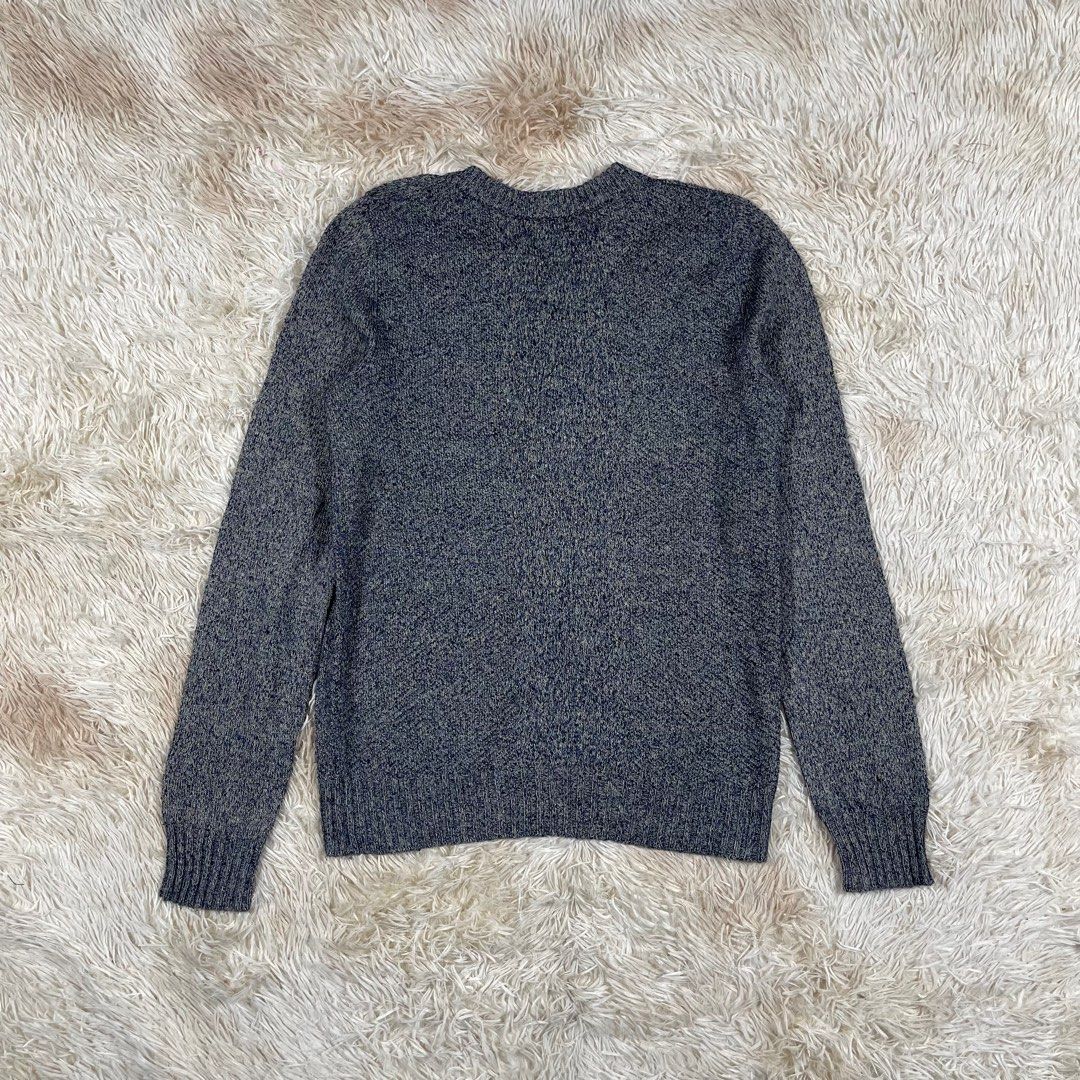 APC Knitted Sweater (Category: Coats, Jackets and Outerwear) located in Cavite. Submitted by grazydripmart (Listing ID 1355412154, Image 3). Description: APC Knitted Sweater Details: - Verygood Condition - 9.5/10 Overall Usage - Cotton , Soie , Silk , Viscose / Stretchy Size: XS On Tags *Flat Measurements: - Width: 18.5 inches - Length: 24.5 inches 899php Free Shipping..