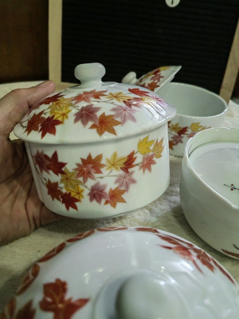 Arita!! Arita!! (Category: Other Kitchenware & Tableware) located in Lucena. Submitted by 4streetfinds (Listing ID 1355462189, Image 1). Description: Arita candy/spice jar/bowl Good for table accent or display Good as new condition Unused Hand painted ₱150 EACH.