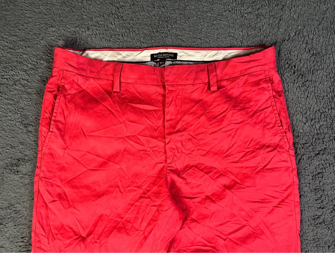 "BANANA REPUBLIC" Punch Trousers (Category: Trousers) located in Paranaque City. Submitted by arghbor_10 (Listing ID 1355419467, Image 2). Description: “Banana Republic” Punch Trousers Size: 35/32 Length: 40 Condition: Pristine Fav Piece also! Ganda ng color in person pati fittinggggs!!! :))) Mine: 599 🔳 More items available on our profile, have a peek! 🔳 Color may vary due to lighting. 🔳 Feel free to message me directly for the issue and deta
