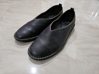 (Category: ) located in . Submitted by haziq.zakaria (Listing ID 1355343676, Image 1). Description: .