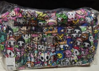 (Category: ) located in . Submitted by rainbowlovely (Listing ID 1355405348, Image 1). Description: .