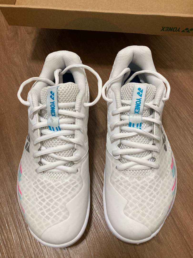 Cascade Accel Wide Unisex (Yonex Badminton Shoes), Sports Equipment ...