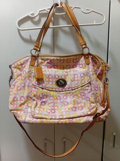 (Category: ) located in . Submitted by preloved55.com (Listing ID 1355382843, Image 1). Description: .