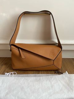 (Kategori: ) berada di . Dikirim oleh kiano_shoes (ID iklan 1355379482, Gambar 1). Deskripsi: .
