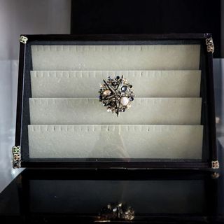 𝗛𝗼𝗺𝗲 𝗦𝘁𝘂𝗳𝗳 Collection item 3