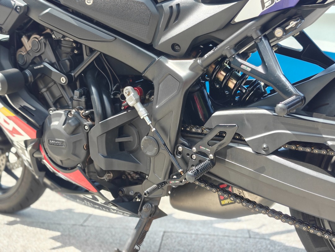 Honda CBR 650R Manual62863174989953113