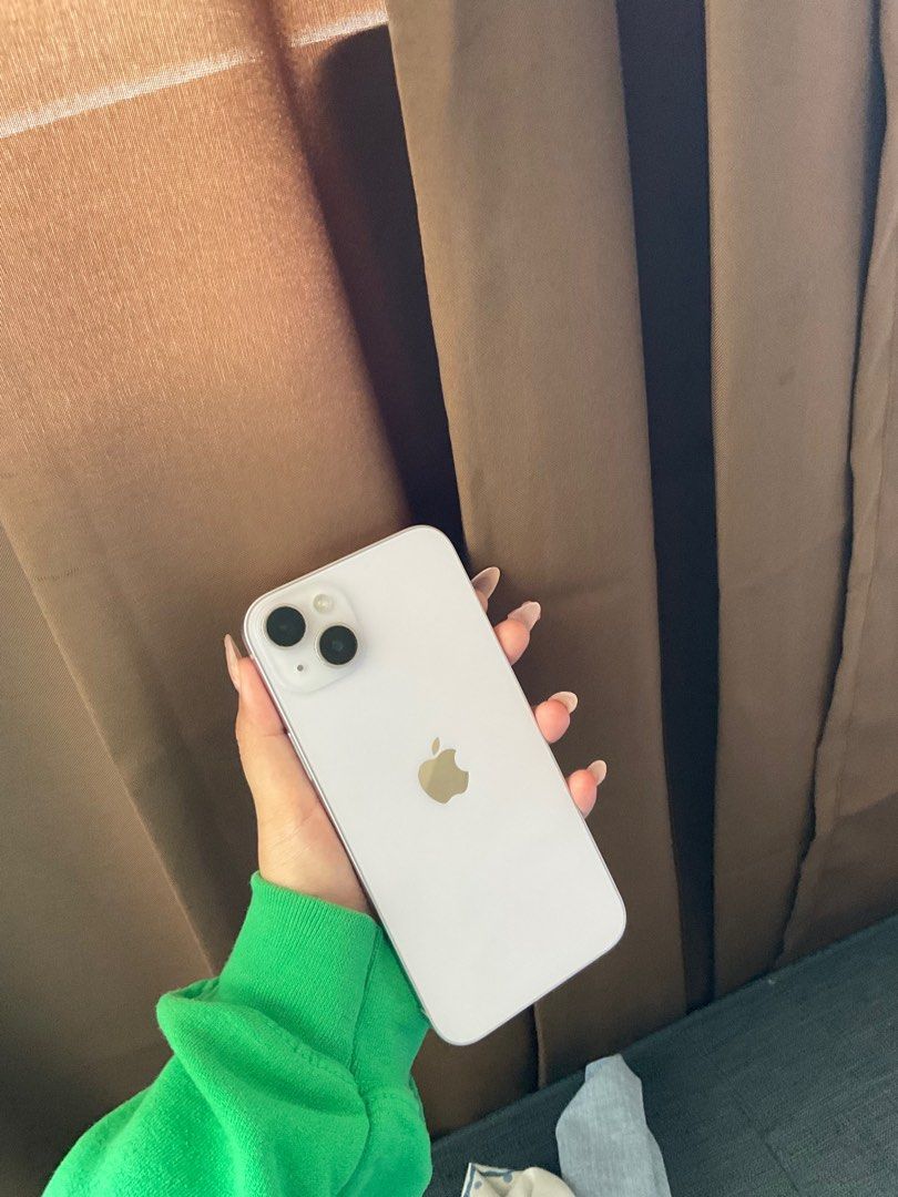 iPhone 14 Plus 256GB (Category: iPhone 14 Series) located in Pasay City. Submitted by queen_07100 (Listing ID 1355325760, Image 1). Description: Taft meet up rfs. Will upgrade.