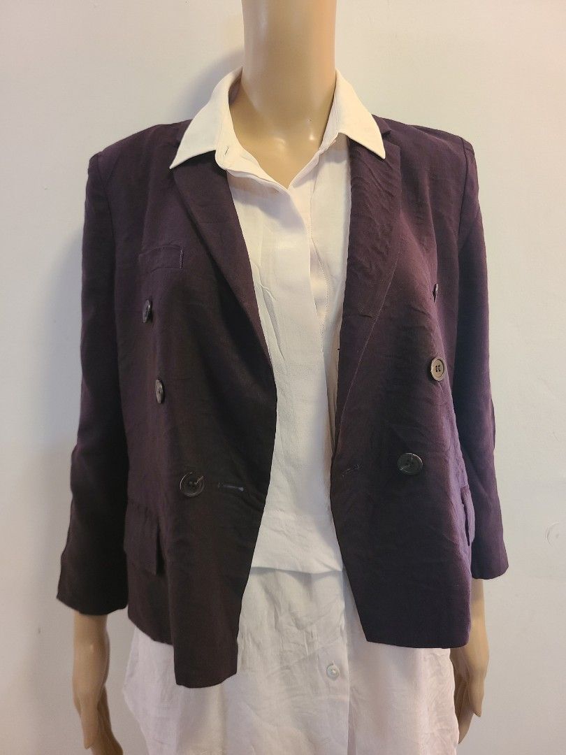 ISABEL MARANT Linen Blend violet Blazer (Category: Luxury Apparel) located in Davao. Submitted by buymyclosetph (Listing ID 1355321269, Image 1). Description: 9/10 condition Luxury Piece A beautiful everyday outfit for a classy working boss lady. Dimensions: 📌Length 19-20 📌 Width 19 MOP: Gcash/Maya/BT MOD: J&T.