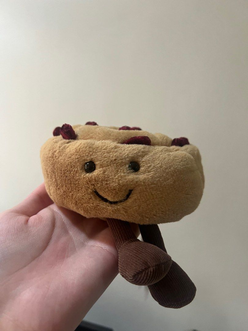 Jellycat Pain au Raisin (Category: Plushies & Soft Toys) located in Quezon City. Submitted by dclutter_ph (Listing ID 1355239990, Image 2). Description: good as new and no flaws rfs: decluttering :) negotiable but wont entertain lowballers.