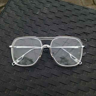 (Kategori: ) berada di . Dikirim oleh second.limited.store (ID iklan 1355313017, Gambar 1). Deskripsi: .
