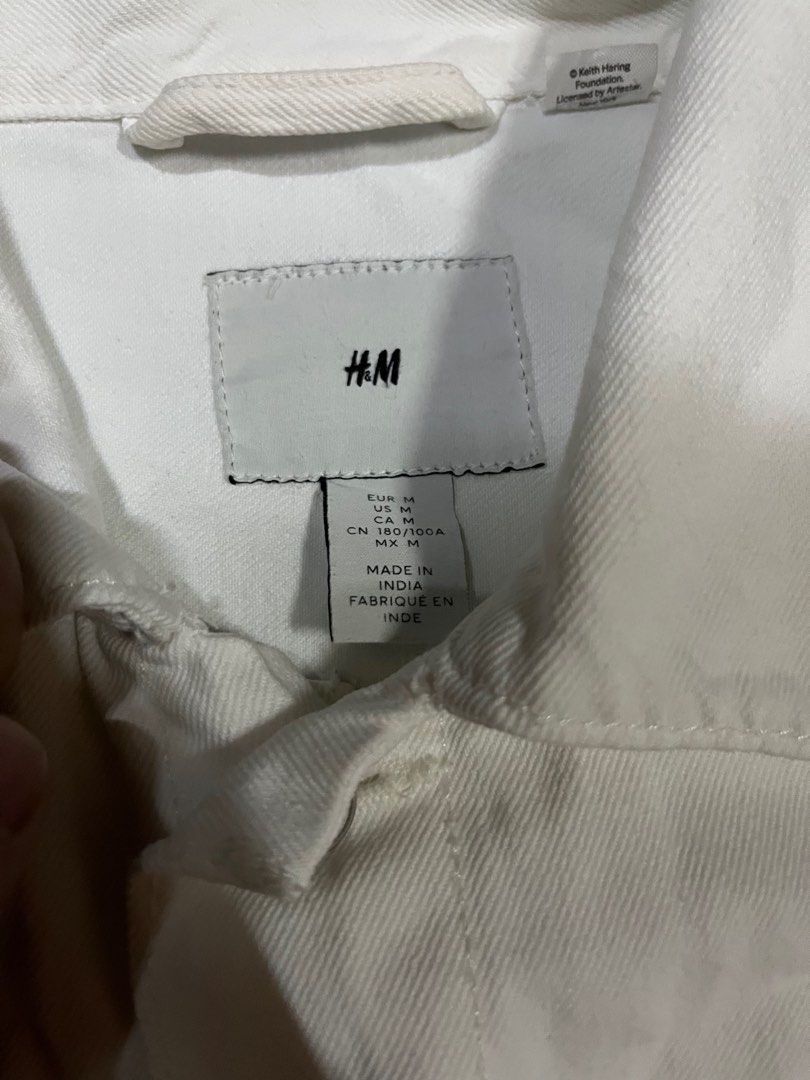 Keith haring X H&m Denim jacket (Category: Coats, Jackets and Outerwear) located in Quezon City. Submitted by GabineteThriftShop (Listing ID 1355385781, Image 3). Description: Size xl Minimal issue check 5th pic Overall in excellent condition 9/10 color rate Dm.