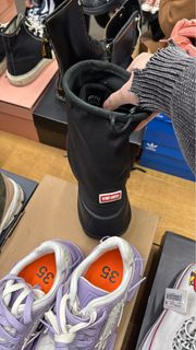 （分類：）位於 。 由 anson78903 提交（商品編號 1355340742，圖片 1）。簡介： 。
