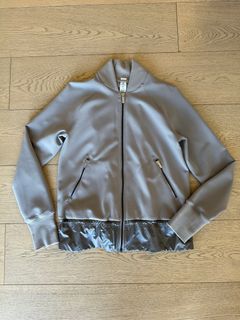 （分類：）位於 。 由 KandiS 提交（商品編號 1355332870，圖片 1）。簡介： 。
