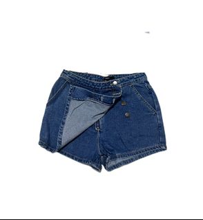 (Category: ) located in . Submitted by diehll (Listing ID 1355446264, Image 1). Description: .