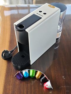 （分類：）位於 。 由 jacksont88 提交（商品編號 1355307281，圖片 1）。簡介： 。