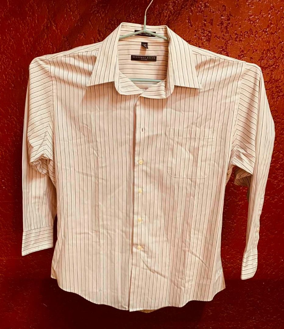 Polo Long Sleeves Bundle (Category: Formal Shirts) located in Pasig City. Submitted by askabel (Listing ID 1355392877, Image 3). Description: hindi galing sa ukay… hindi galing sa bale… no stains, no holes, complete buttons, never repaired.. u can see the difference up close & personal. iba sa usual na 2nd hand clothes.. parang bago pa talaga.. Izod – 26x31 Geoffrey Beene (light)– 25x30 Geoffrey Beene - (grey) -25x30 Van Heusen – 25x31 American B