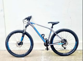 (Category: ) located in . Submitted by cycledome (Listing ID 1355389655, Image 1). Description: .