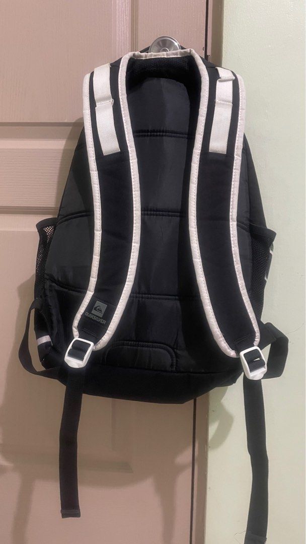 QUIKSILVER (Category: Backpacks) located in Cavite. Submitted by Xteespreluhvd (Listing ID 1355405162, Image 3). Description: Authenthic💯 Quicksilver backpack multicolored unisex Needs wash No flaws From US🇺🇸 blikbyan box.