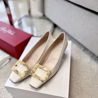 (Category: ) located in . Submitted by comfyshoe (Listing ID 1355453439, Image 1). Description: .