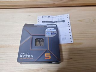 （分類：）位於 。 由 megaeric 提交（商品編號 1355421057，圖片 1）。簡介： 。